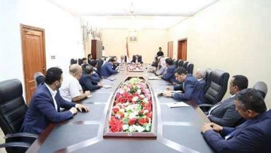 الحكومة اليمنية: عدن مستقرة ومؤهلة لإدارة المنظمات الدولية والإنسانية