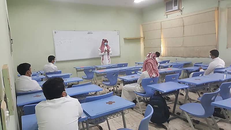 إضافة حصة "سادسة" في مواد نظام المقررات للثانوية