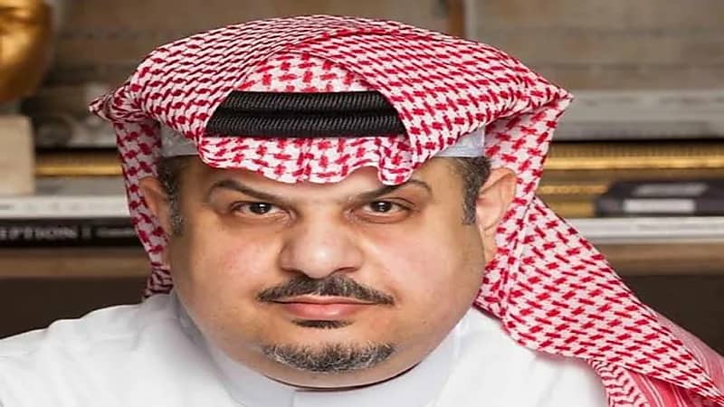 الأمير عبدالرحمن بن مساعد يعلق ساخراً على صورة لمدير " الصحة العالمية "