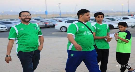 بالصور.. توافد جماهير الأهلي لحضور المباراة
