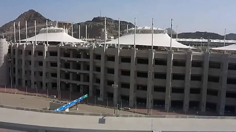 بالفيديو.. لقطات جوية لمنشأة الجمرات قبل نفرة ضيوف الرحمن