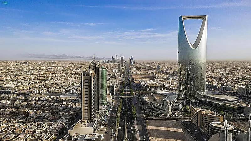 كلية لندن للأعمال تفتتح مكتب في الرياض