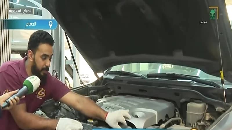 بالفيديو.. ميكانيكي يوضح الأخطاء الشائعة المسببة لارتفاع درجة حرارة السيارة