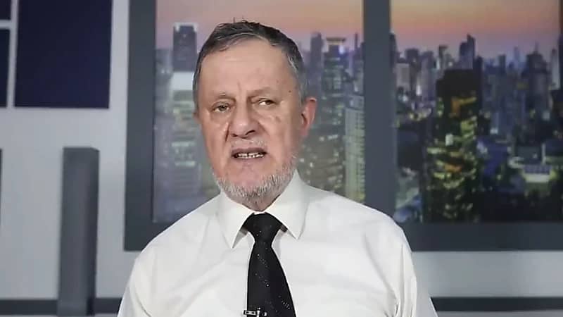 بالفيديو.. أكاديمي عراقي: وأنت داخل للمملكة من عرعر تعرف أننا في العراق عايشين بالعصور الوسطى