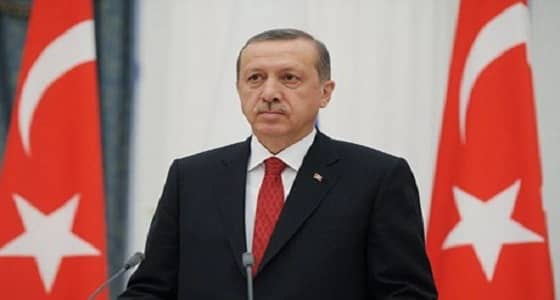 اعتقال مواطن تركي بعد تمزيقه لصورة " أردوغان "