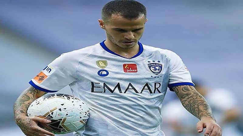 الهلال ينهي عقد جيوفينكو بالتراضي