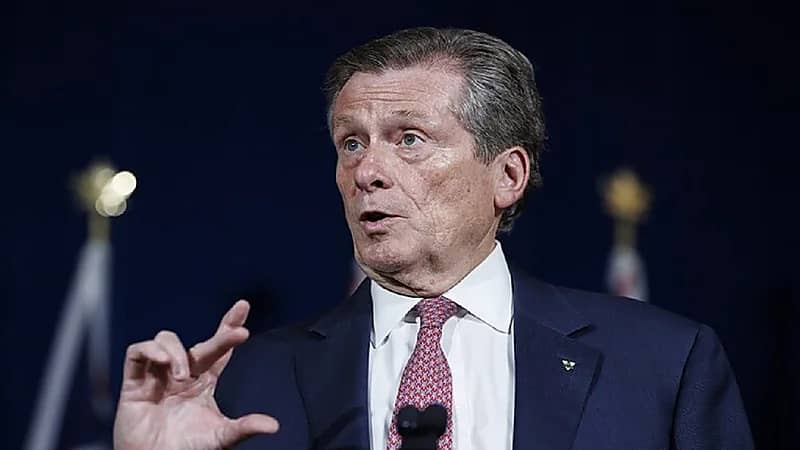 فضيحة غرامية تطيح بمسؤول كندي