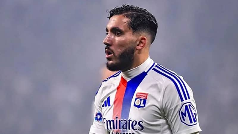 دورتموند يسعى لضم بن شرقي