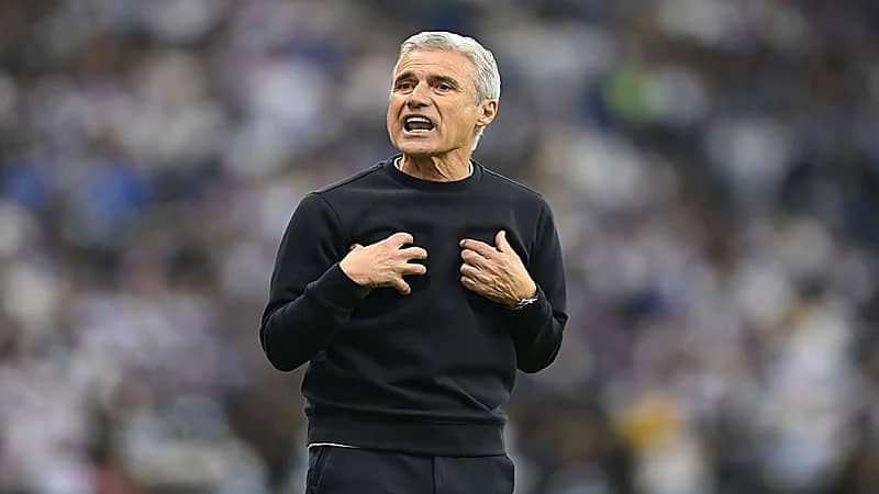 مدرب النصر السابق يقترب من الوصل الإماراتي