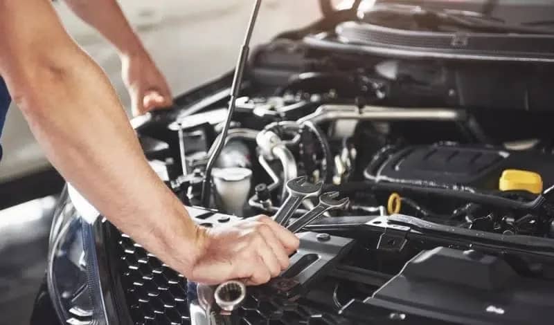 5 أشياء يجب فحصها في سيارتك بشكل دوري لإطالة عمرها الافتراضي