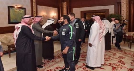 الأخضر يصل الكويت استعدادًا لمنافسات خليجي 23