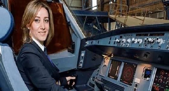 قصة أول لبنانية تكسر احتكار الرجال لمهنة قيادة الطائرات