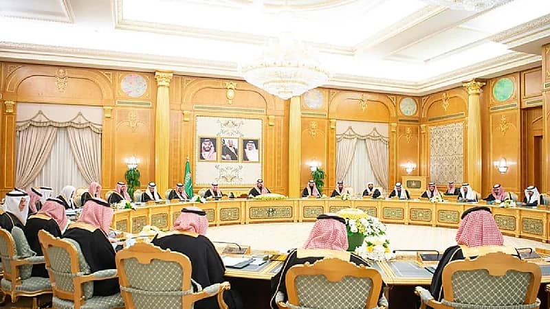 الوزراء يوافق على نظام النقل البري على الطرق