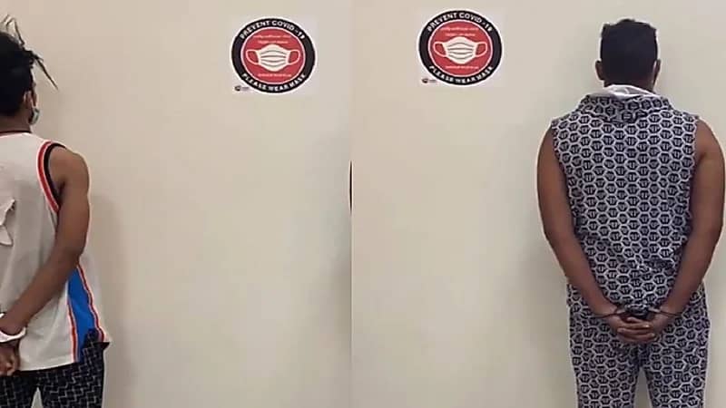 بالفيديو .. الإطاحة بـ3 أشخاص انتحالوا صفة رجل أمن لسلب أحد العمالة في مكة