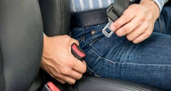 في 3 مناطق.. بدء الرصد الآلي لـ " استخدام الجوال باليد وربط حزام الأمان "