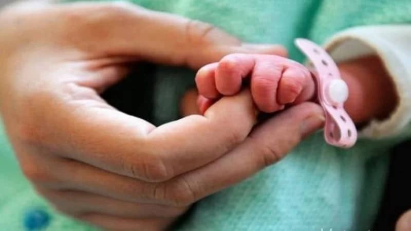 القبض على ممرضة بتهمة قتل أطفال حديثي الولادة