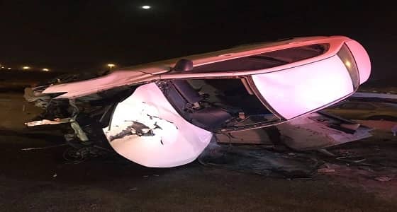 اصابة ٥ اشخاص في حادث انقلاب سيارة