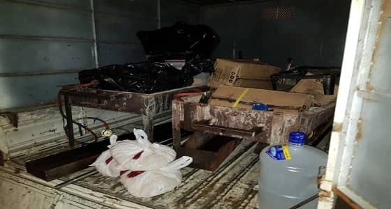 ضبط سيارة بها لحوم ومواد غذائية فاسدة بـ " الليث "