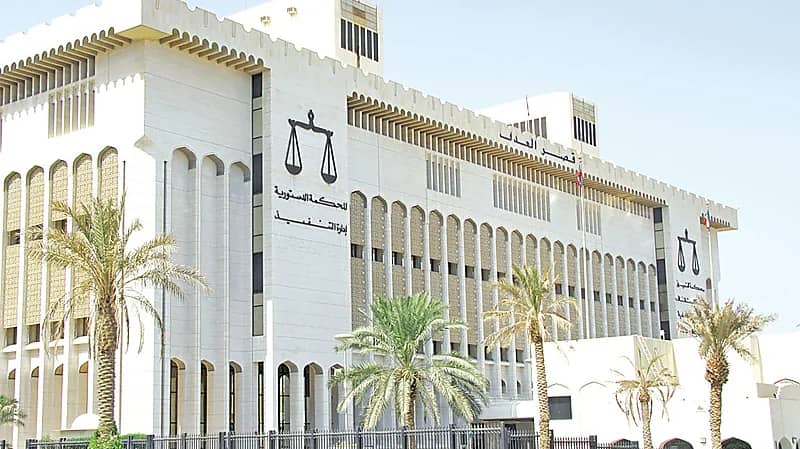 بينهم وزير سابق.. براءة 5 متهمين بالاعتداء على المال العام بالكويت