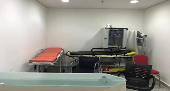 بالصور.. الهلال الأحمر يشارك في معرض الرياض الدولي للكتاب