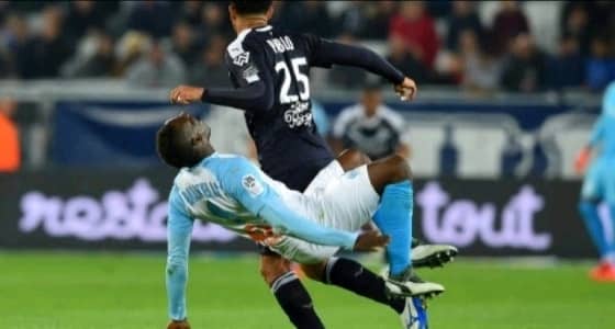 بعد كسر أنف لاعبه.. بوردو يطالب بمحاسبة بالوتيلي