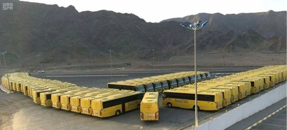 انطلاق أسطول « النقل التعليمي » مع بداية الفصل الدراسي الثاني