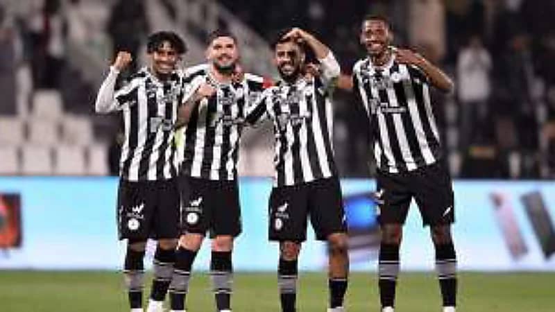 الشباب يطلب الاستعانة بلاعبي الأندية الأخرى قبل مواجهة روما