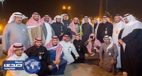 وفد منطقة عسير يزور جناح الباحة ويبدي إعجابه بفعالياته