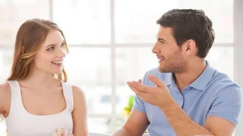 صفات أنثوية تجذب الرجل لا إراديًا للمرأة