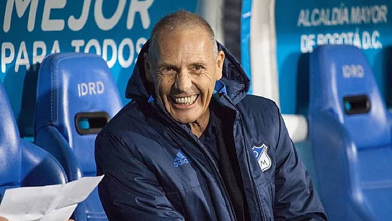 الكشف عن قيمة صفقة مدرب النصر الجديد "روسو"