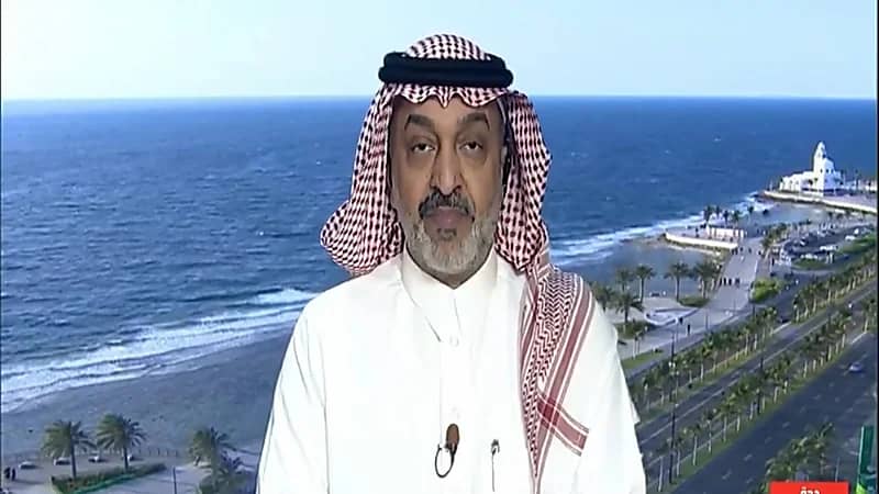 ‏مستشار مالي: القروض والبطاقات الائتمانية حلول طارئة للأزمات.. فيديو