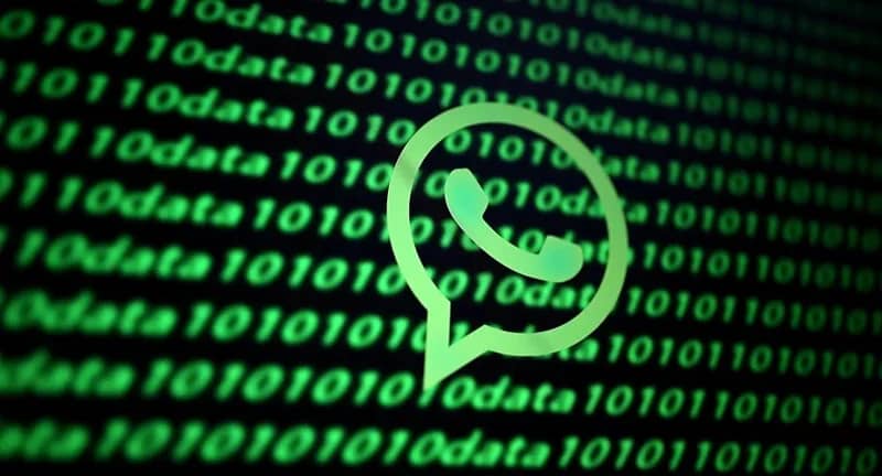 واتساب يجري تعديلات على تصميم الدردشة بهواتف "آيفون"