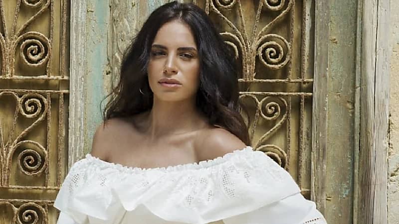 آمال ماهر تتراجع عن اعتزال الغناء: "مررت بظروف نفسية سيئة"