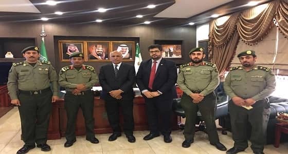 بالصور.. مدير جوازات عسير يبحث مع سفير أفغانستان أوضاع الجالية بالمنطقة