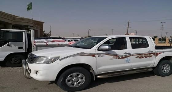 بلدية الصرار تضبط سيارة محملة بطحين مجهول المصدر