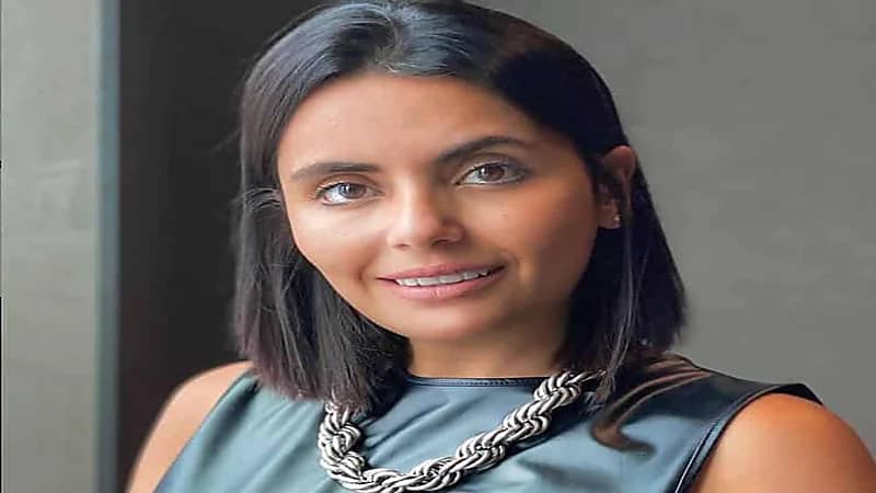 أمل الشهراني ترد على متابع سخر من شكلها