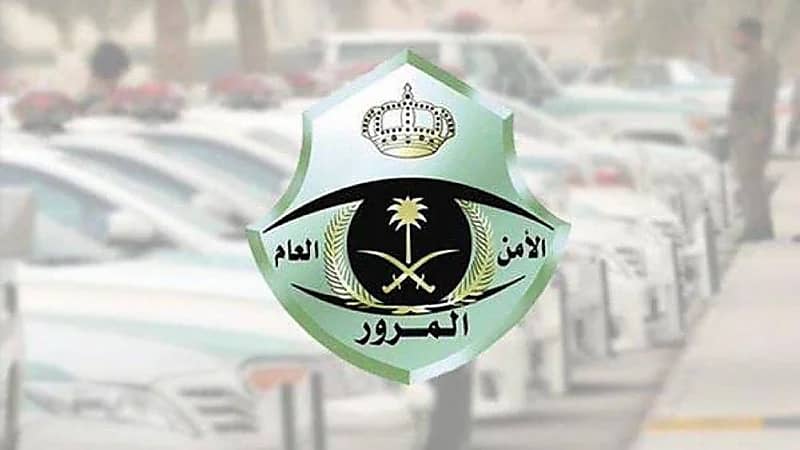 "المرور" يوضح مدى امكانية الزائر للقيادة بالرخصة الدولية أو الأجنبية السارية ومدتها