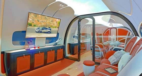 بالصور.. باجاني تصمم مقصورة طائرة