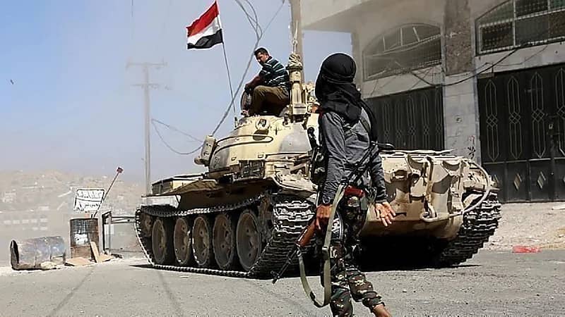 الجيش اليمني يتهم "الحوثي" بخرق الهدنة وقتل 3 من جنوده