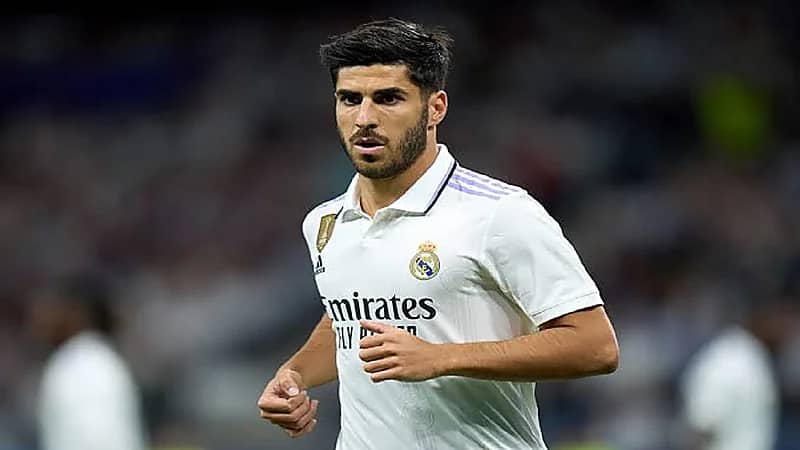 مدريد يعلق مفاوضات تجديد عقد أسينسيو بسبب تحقيقات قانونية