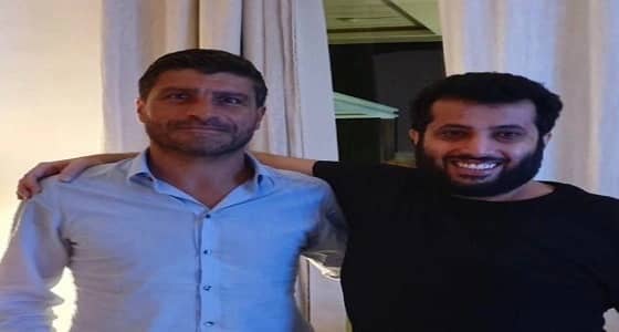 مشروع قريب يجمع تركي آل الشيخ ومدرب التعاون السابق