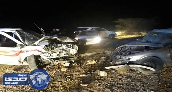 بالصور.. إصابة 6 أشخاص في حادث تصادم مروع بطريق العرضيات