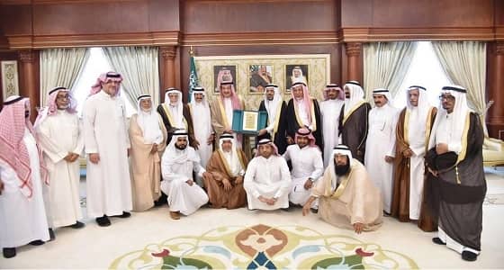 بالصور.. أعضاء فرع الجمعية الوطنية للمتقاعدين بالرياض يزورون إمارة جازان
