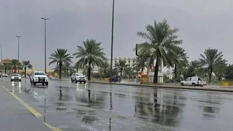 رياح سطحية مثيرة للغبار تضرب مكة المكرمة والمدينة المنورة في عيد الفطر