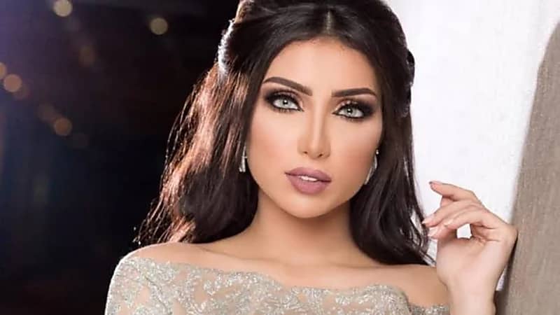 شاهد.. وصلة رقص مثيرة للفنانة دنيا بطمة في أحد الأعراس