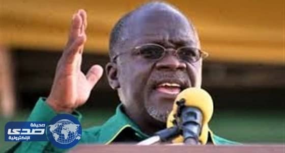 تنزانيا تقيل 10 آلاف موظف وتعلق 3 آلاف أخريين لتزويرهم شهاداتهم العلمية