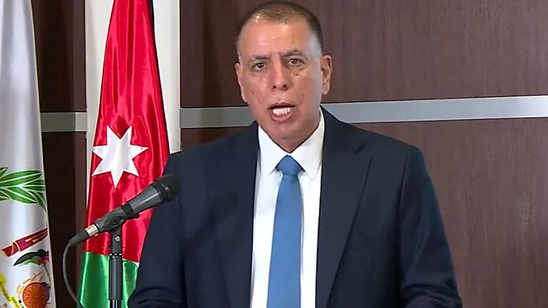 وزير الداخلية الأردني يعلن حظر نشاطات جماعة الإخوان الإرهابية في الأردن .. فيديو