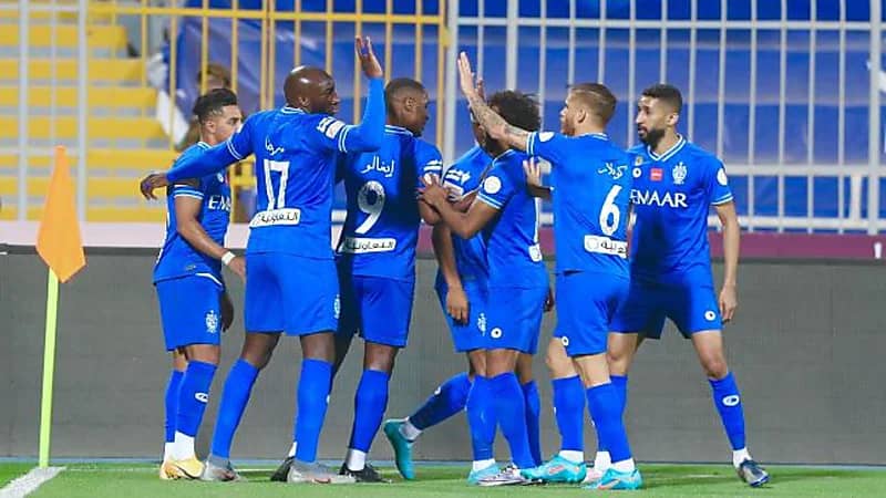 صفقة فرنسية تقترب من أحد أندية دوري المحترفين