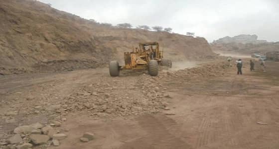 بدء أعمال إعادة تأهيل طريق " قعطبة الضالع " بقيمة 5 مليون دولار