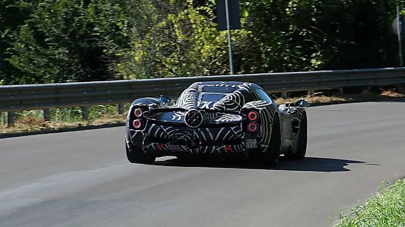 بالصور .. أول اختبار لباجاني C10 الجديدة كليًا بعد الاستثمار السعودي